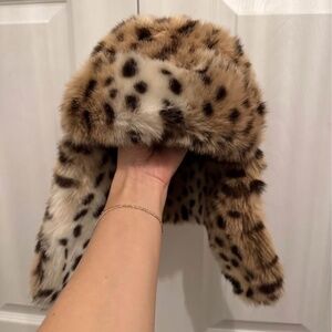 Gorgeous faux fur winter hat - TOMMY HILFIGER ❄️